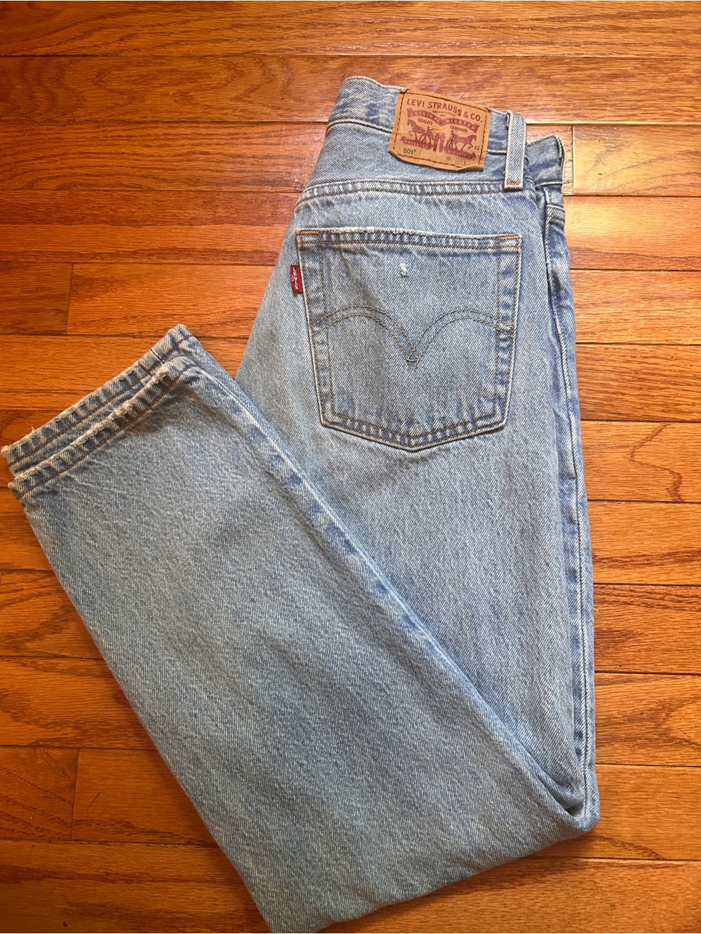 Levi's Women’s Light Blue Straight Leg Jeans